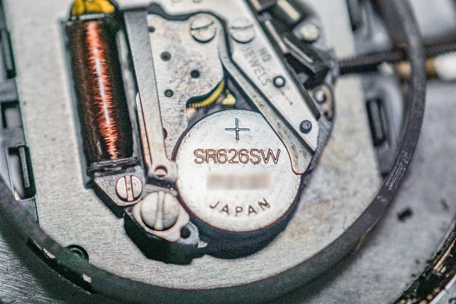 時計を長く愛用するには定期的なお手入れを!|長野で時計の修理ならヤジマ